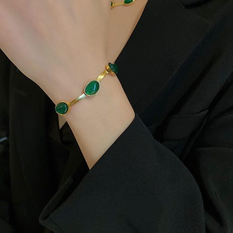 ✨Oval Green Crystal Pendant Necklace Set & Bracelet💎